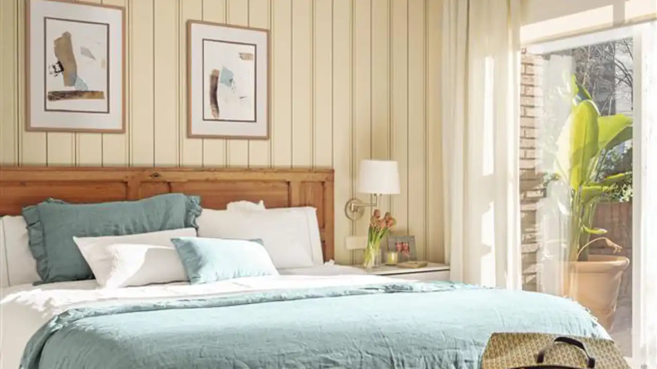 ¿Quieres darle un aire acogedor a tu dormitorio? Los 4 trucos que siempre funcionan para lograrlo