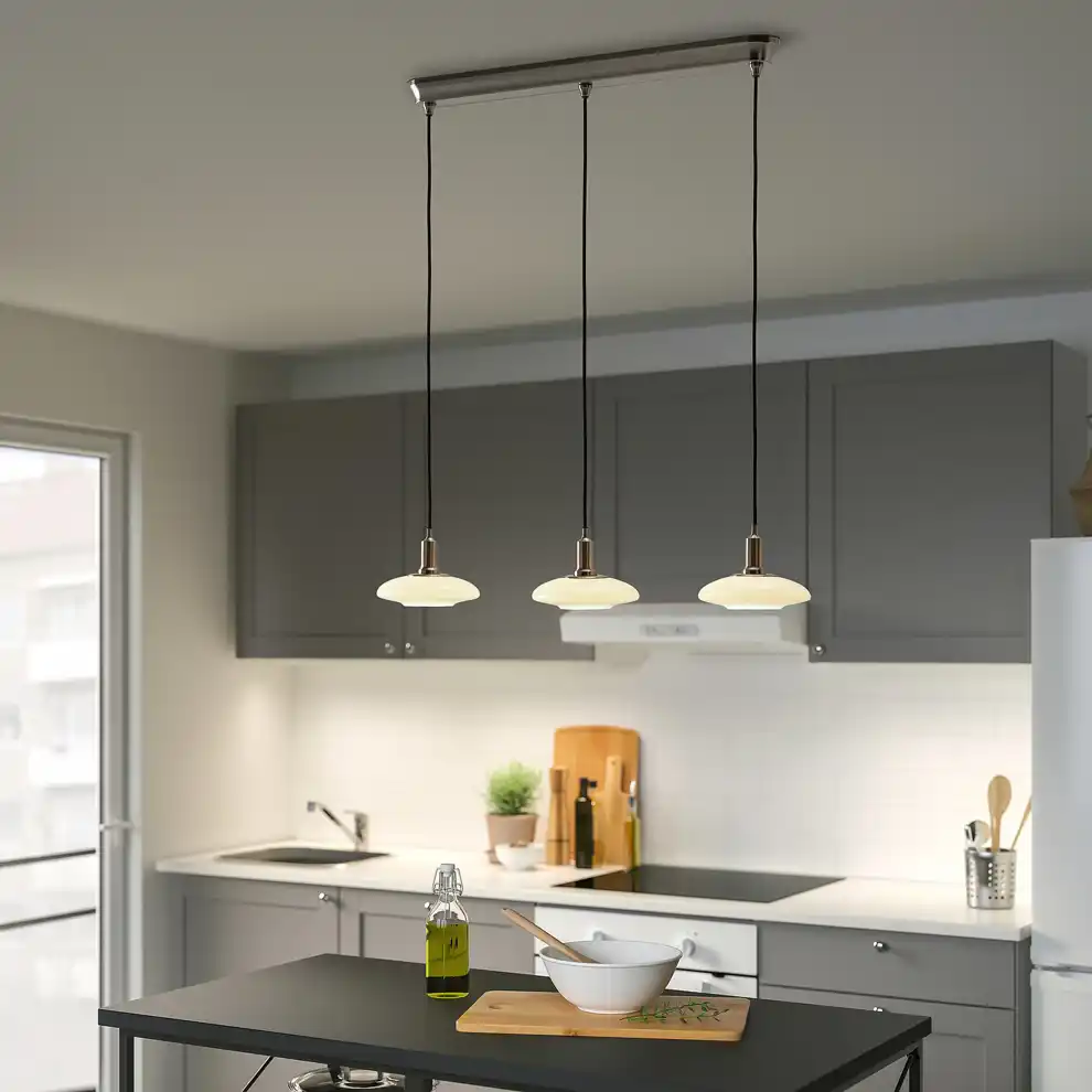 lampara de techo de tres luces cocina moderna ikea