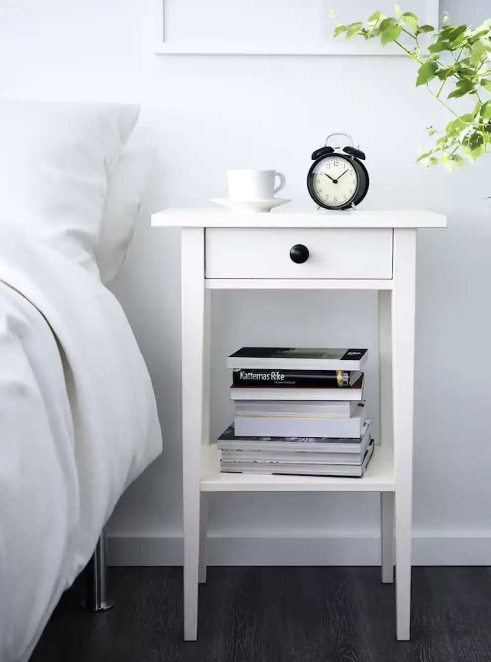 hemnes mesita noche blanco ikea