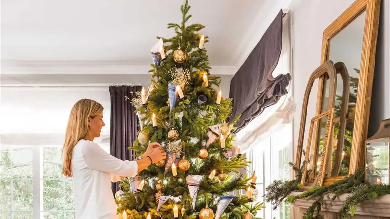 Disfruta de una bonita decoración navideña, incluso si no tienes mucho espacio. 