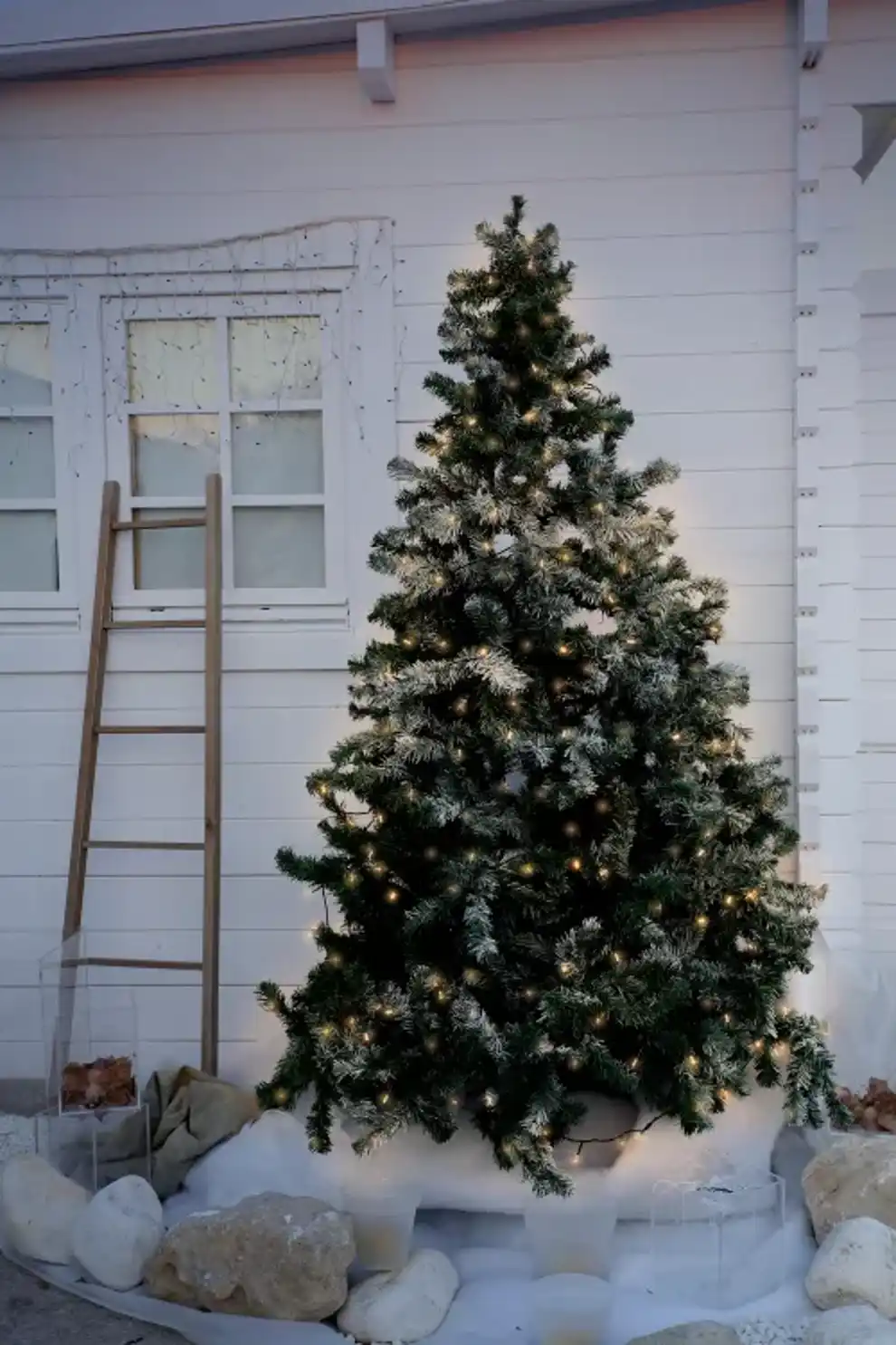 Árbol de Navidad con luces leroy merlin