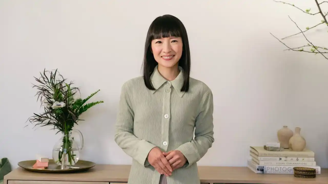 Sigue estos consejos de Marie Kondo para una colada rápida y casi sin esfuerzos