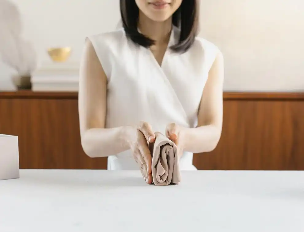 Doblado vertical de Marie Kondo