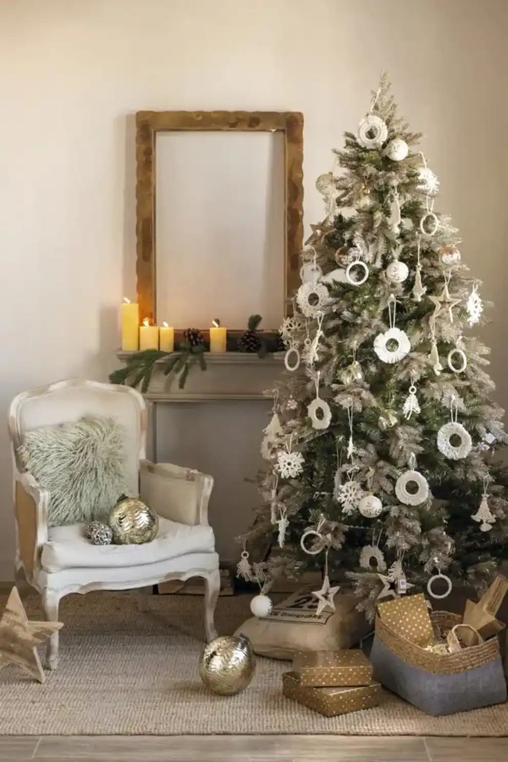 Árbol de Navidad con adornos de macramé