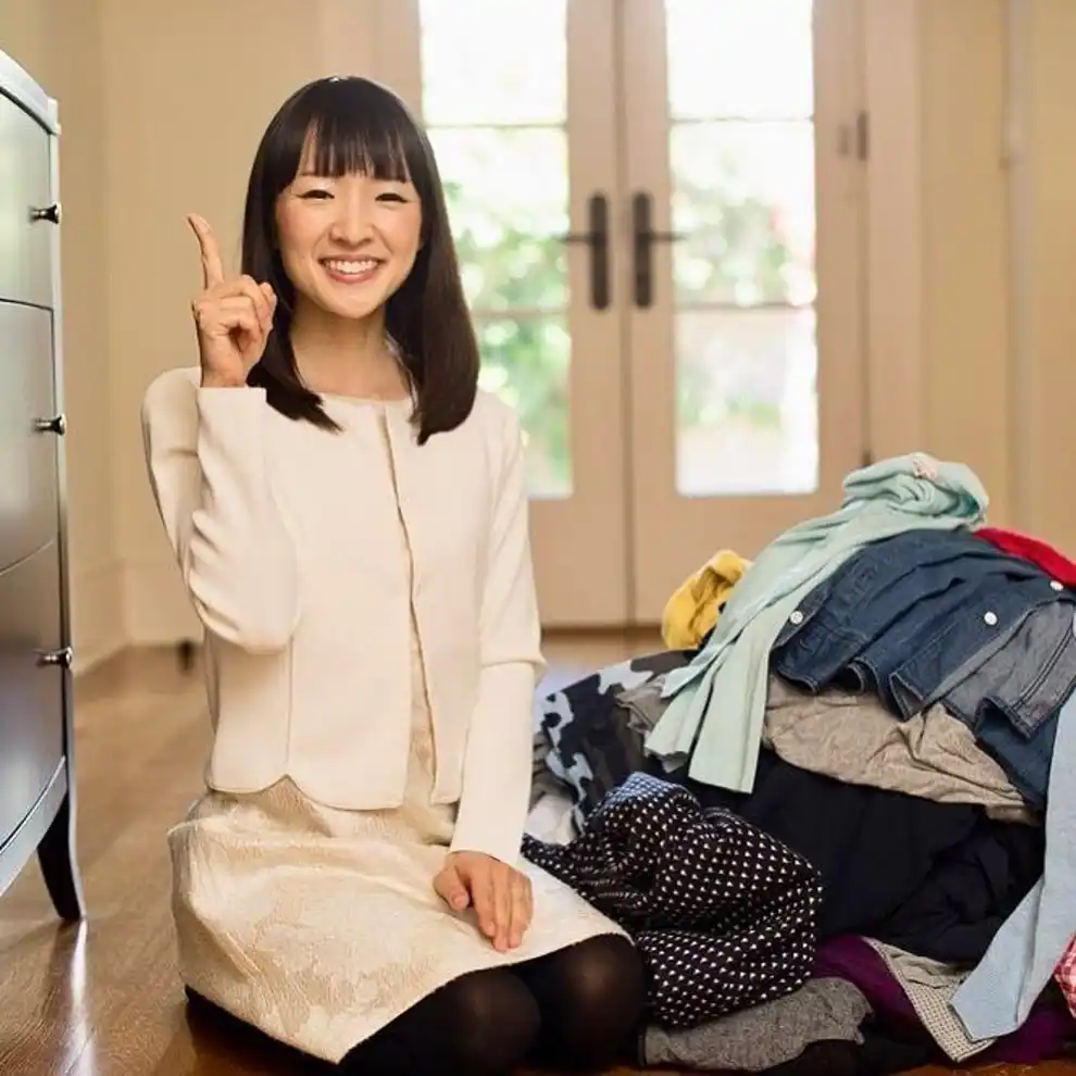 Increíble la transformación de este armario para la ropa después de aplicarle el método de orden KonMari