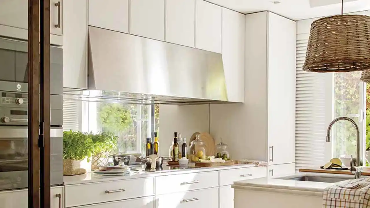 Cocina blanca con acero 0466557 