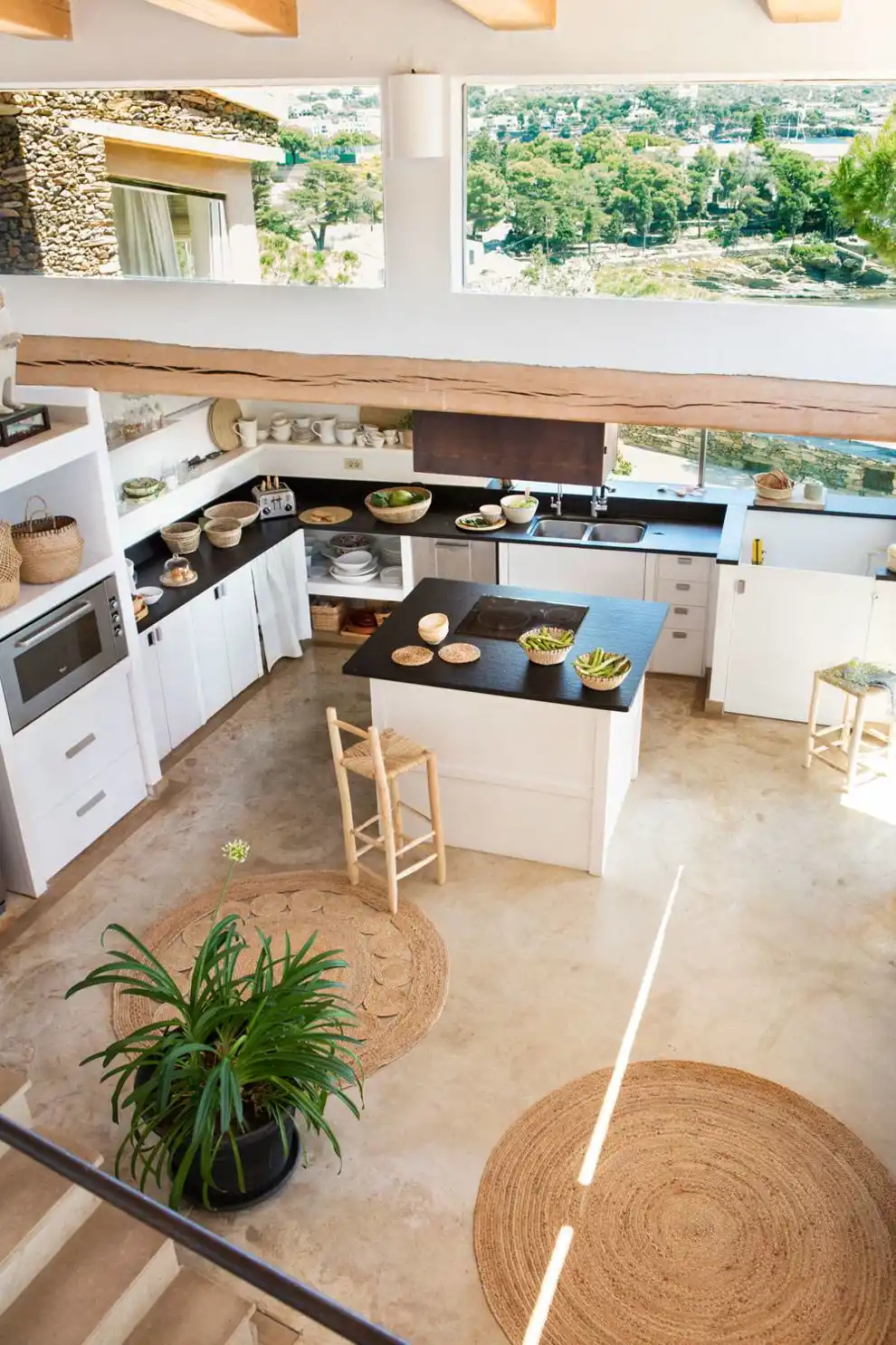 00486932 Cocina con suelo de microcemento