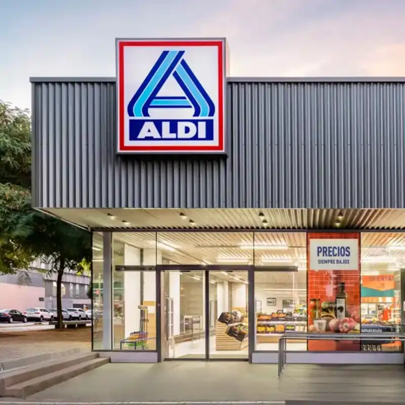 Colas en ALDI por su banco con almacenaje que te solucionará la vida en el recibidor o el vestidor