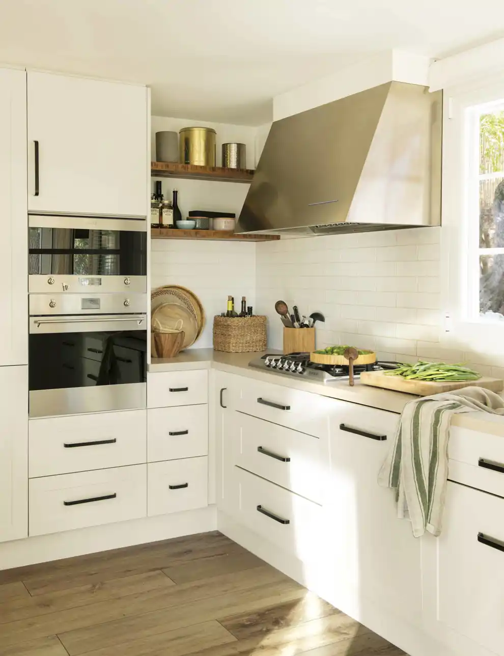 Cocina con campana extractora