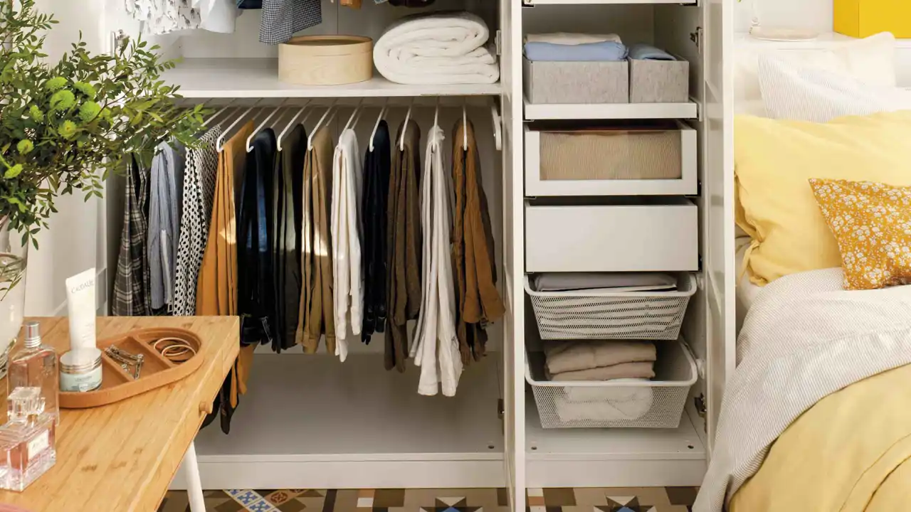 Mira qué fácil es guardar los pantalones en el armario con estos trucos