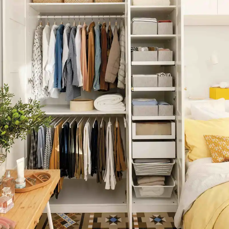 Con estos 5 trucos podrás guardar más pantalones en tu armario y te ocuparán la mitad de espacio (CON FOTOS)