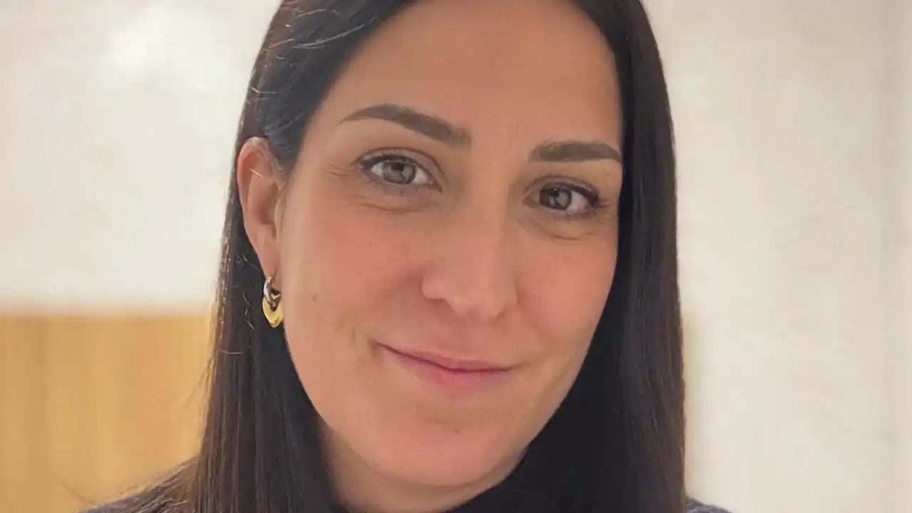Eli Jiménez, experta en limpieza: "El oxígeno activo es mi ingrediente estrella para limpiar los calcetines y que vuelvan a ser blancos"