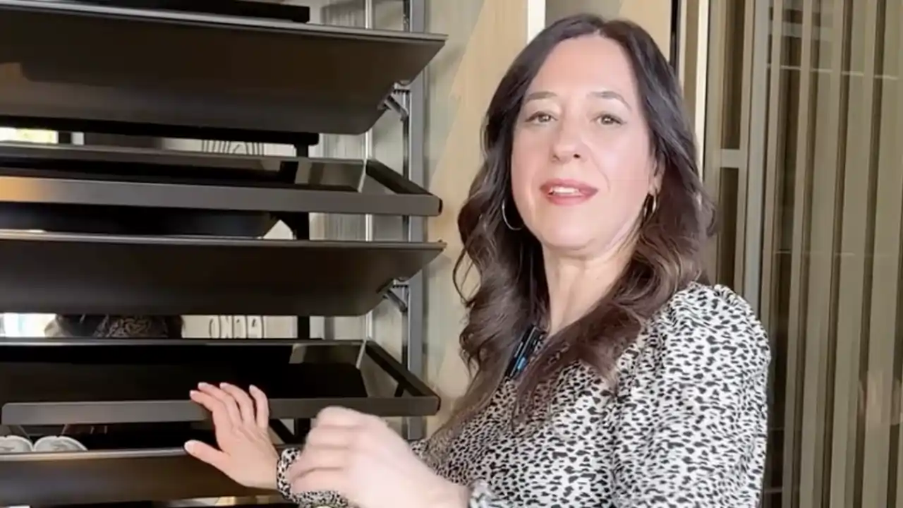 La experta en orden Mari Carmen Gómez nos comparte qué 3 hábitos comunes terminan generando caos en casa