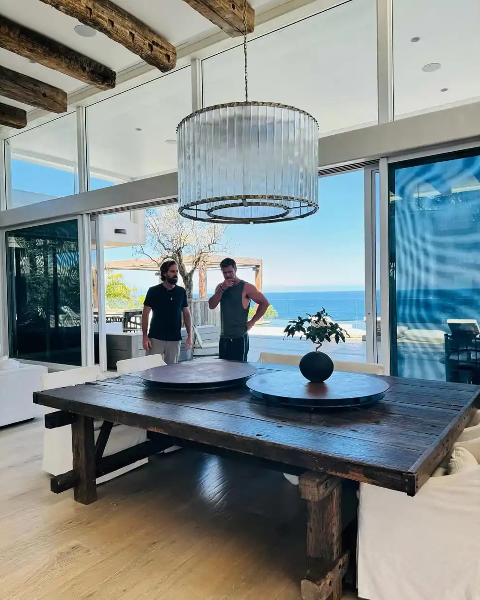 Salón de Elsa Pataky y Chris Hemsworth