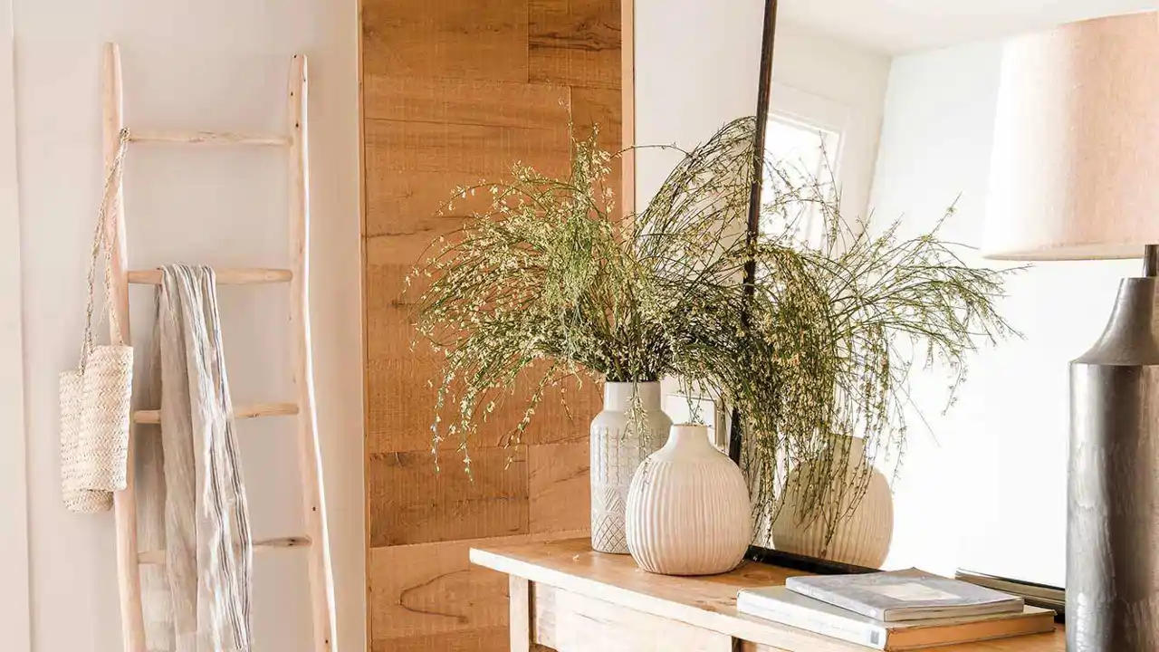 Maite Pérez, experta en Feng Shui: “Si vives en una calle con pendiente, coloca plantas y espejos en la entrada para que la energía no se escape"