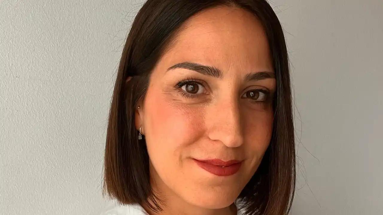 Eli Jiménez, experta en limpieza: "El percarbonato es mi ingrediente estrella para eliminar las manchas de orina de sábanas y mantas"
