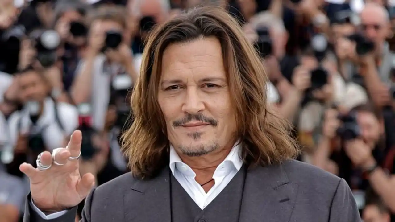Abel de González, decorador: "Si Johnny Deep fuera un mueble, sería un sillón de cuero"