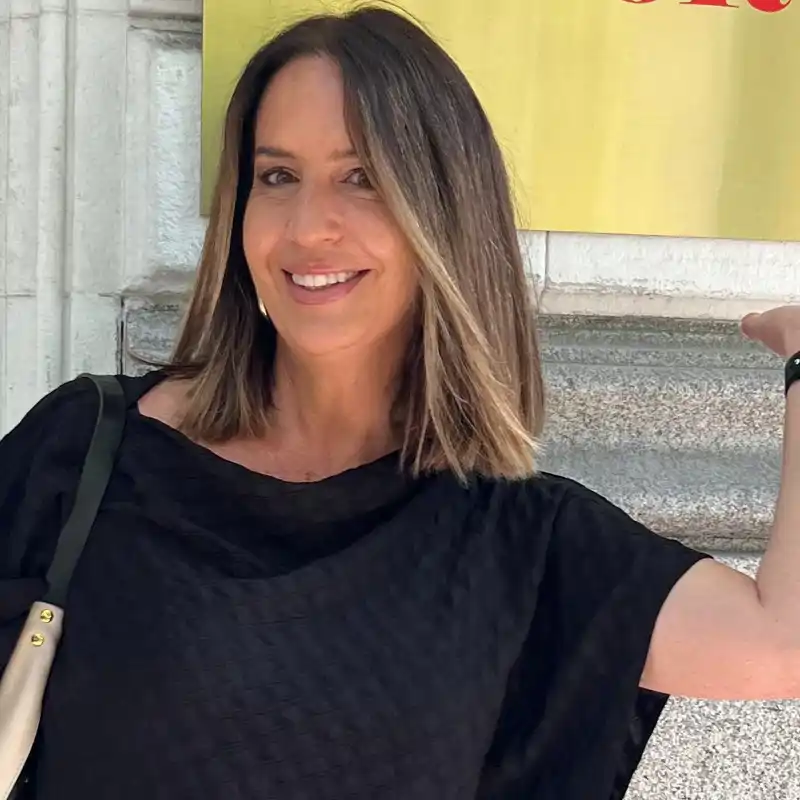 Lucia Lipperheide, experta en limpieza: "Limpio la alfombra de exterior como lo hacía mi madre, con agua caliente y CIF"