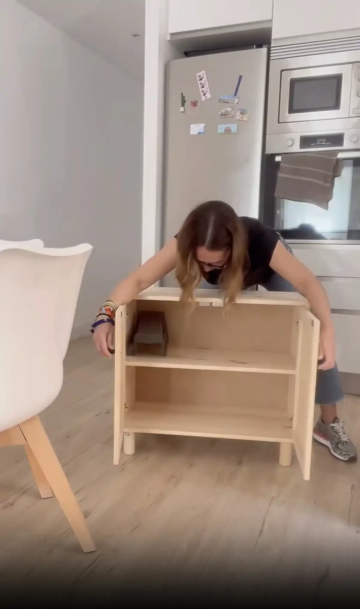 Así es el interior de los nuevos muebles para los zapatos de Vanesa Travieso