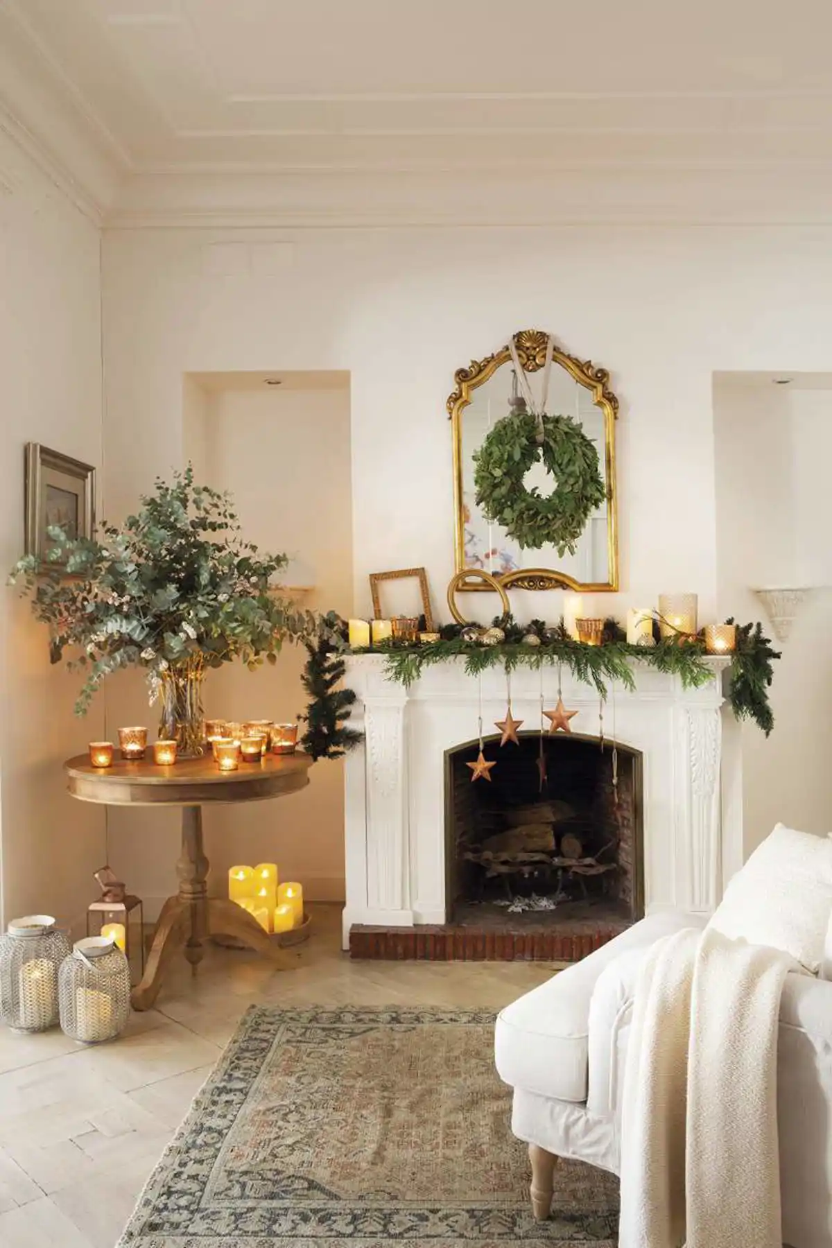 Cómo decorar la chimenea de Navidad con un toque mágico: 6 ideas para